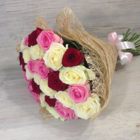 Букет микс из 29 роз (50см)