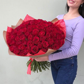 Букет из 51 красной розы (50см)