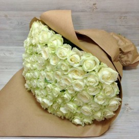 Превью Букет из 101 белой розы (50см)