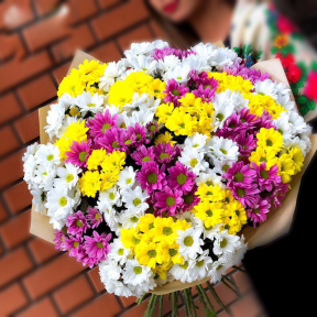 Букет из 29 кустовых хризантем