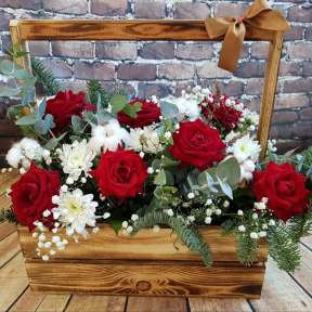 Композиция  "Утро в саду"