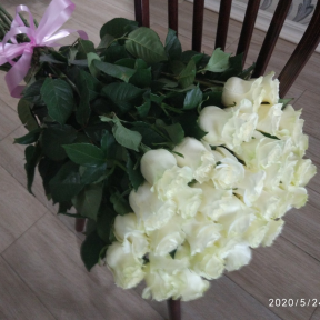 Букет из 35 белых роз Мондиаль